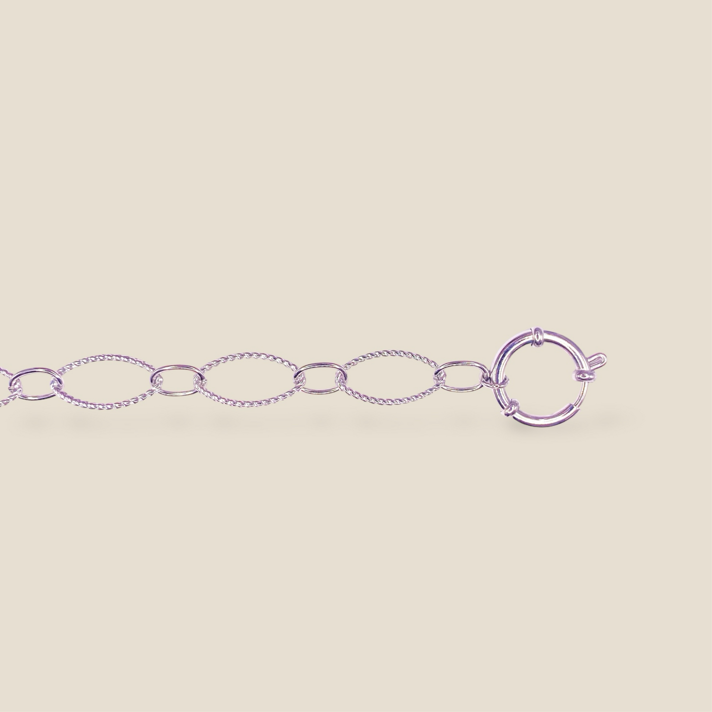 Bracelet B