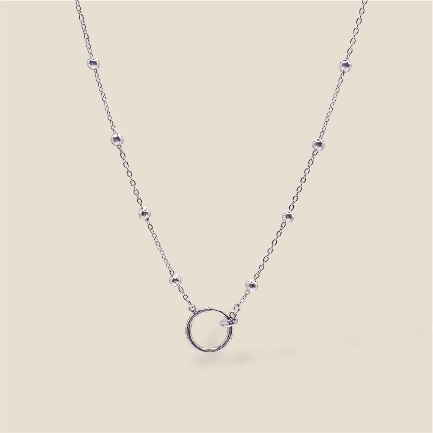 Collier A